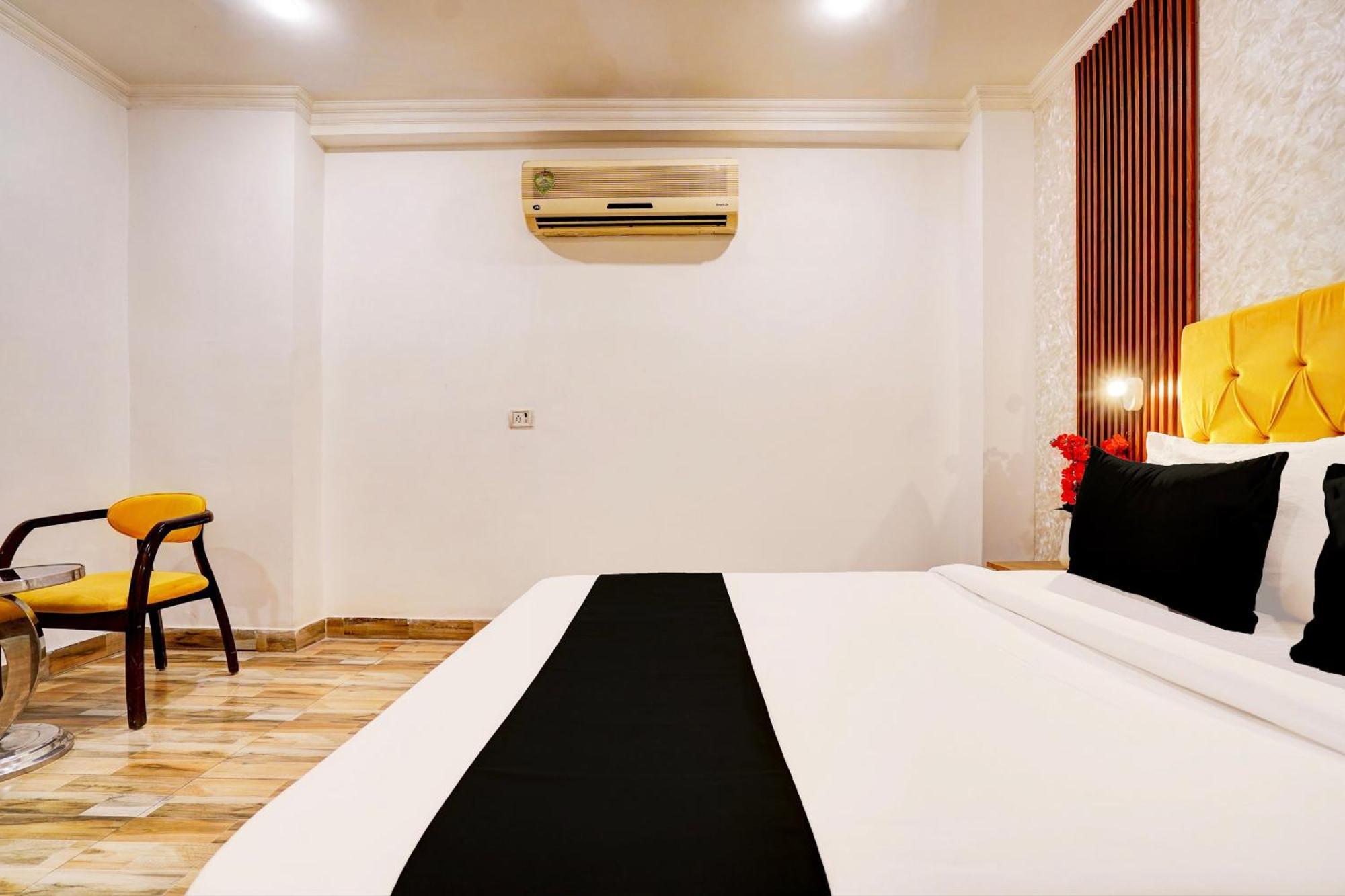 Super Townhouse Jageer Palace Near Mayapuri Chowk نيودلهي المظهر الخارجي الصورة