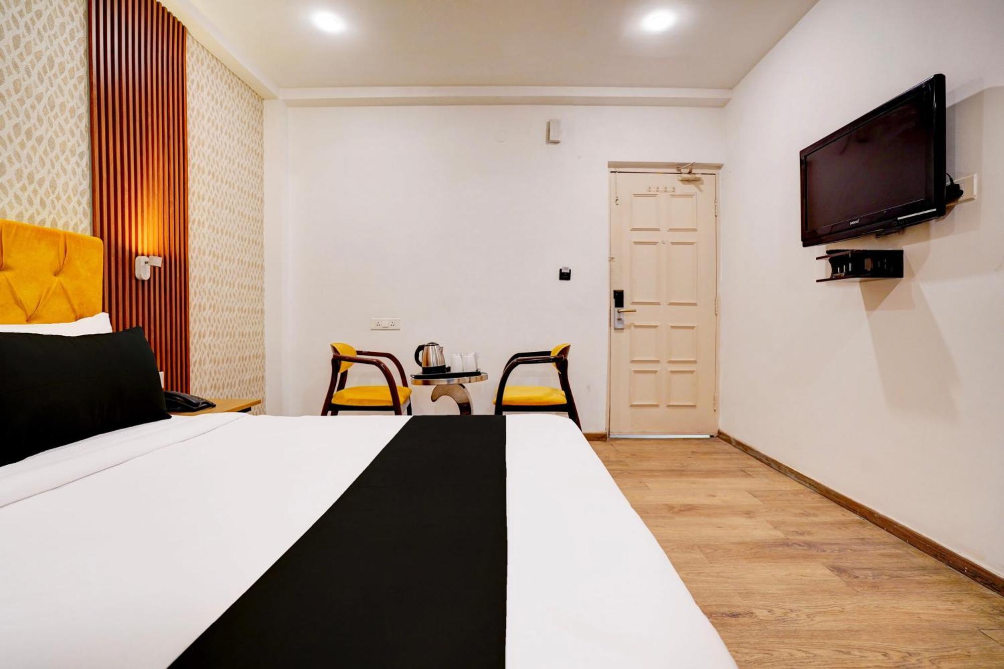 Super Townhouse Jageer Palace Near Mayapuri Chowk نيودلهي المظهر الخارجي الصورة
