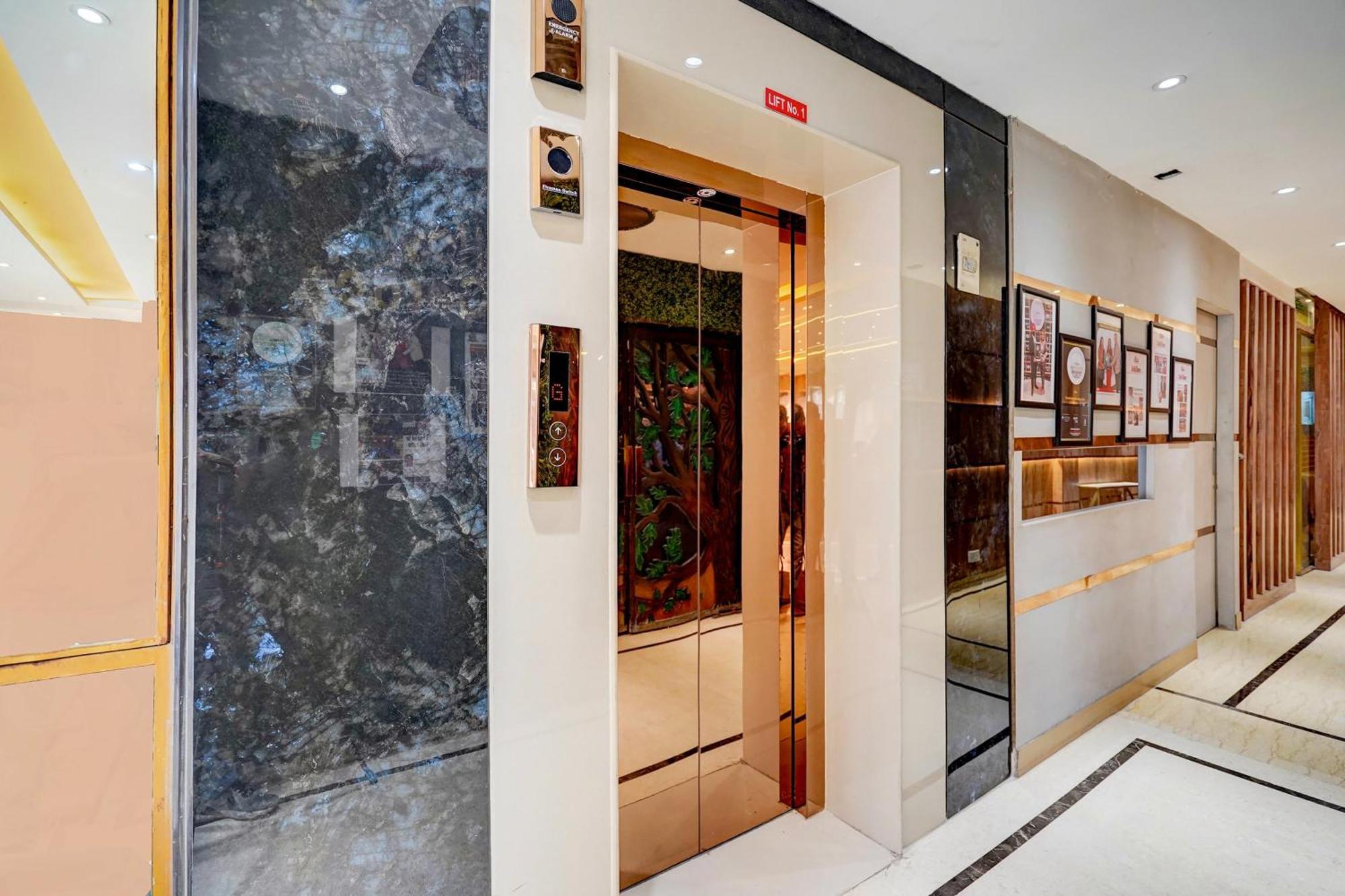 Super Townhouse Jageer Palace Near Mayapuri Chowk نيودلهي المظهر الخارجي الصورة