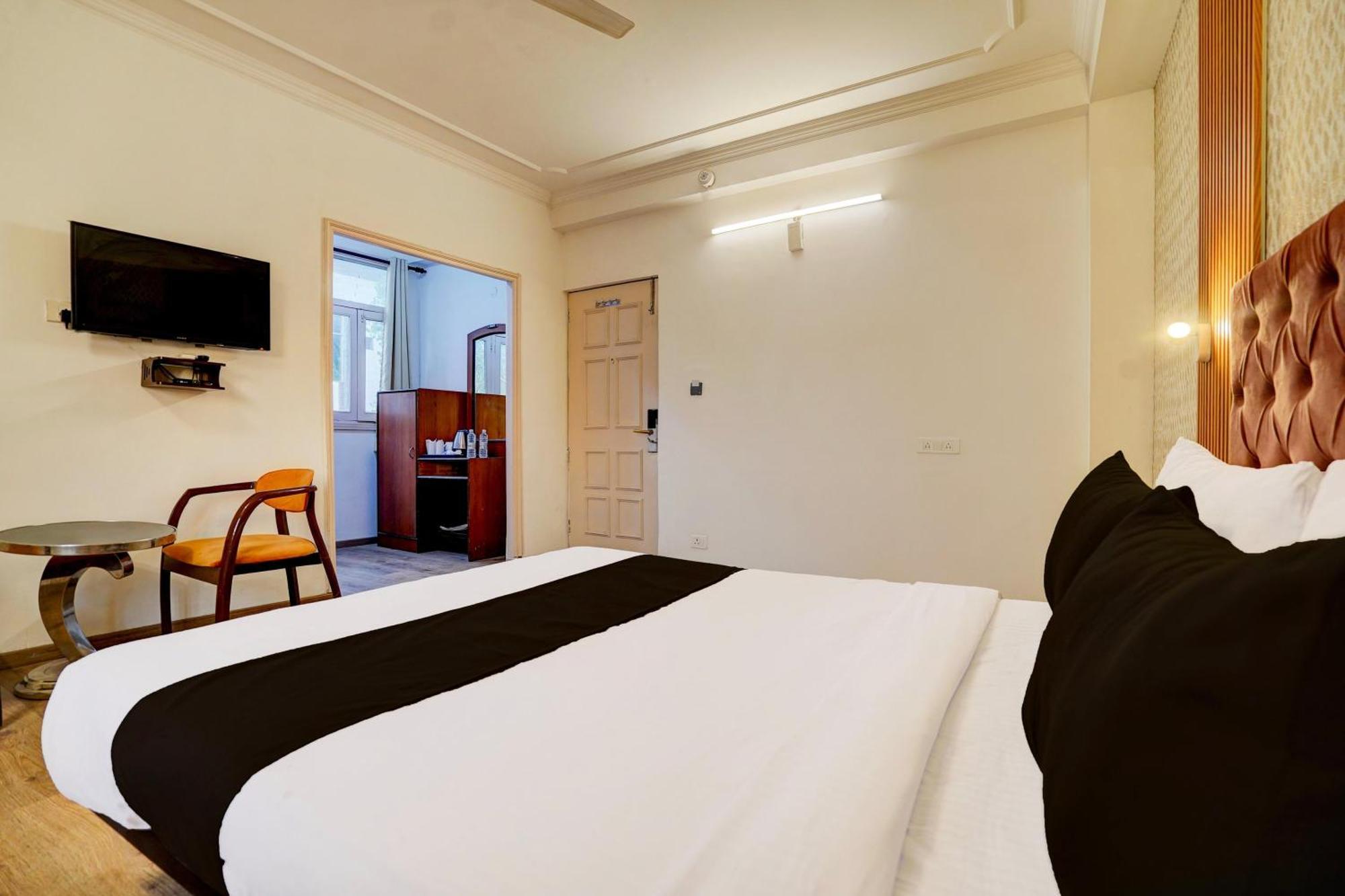Super Townhouse Jageer Palace Near Mayapuri Chowk نيودلهي المظهر الخارجي الصورة