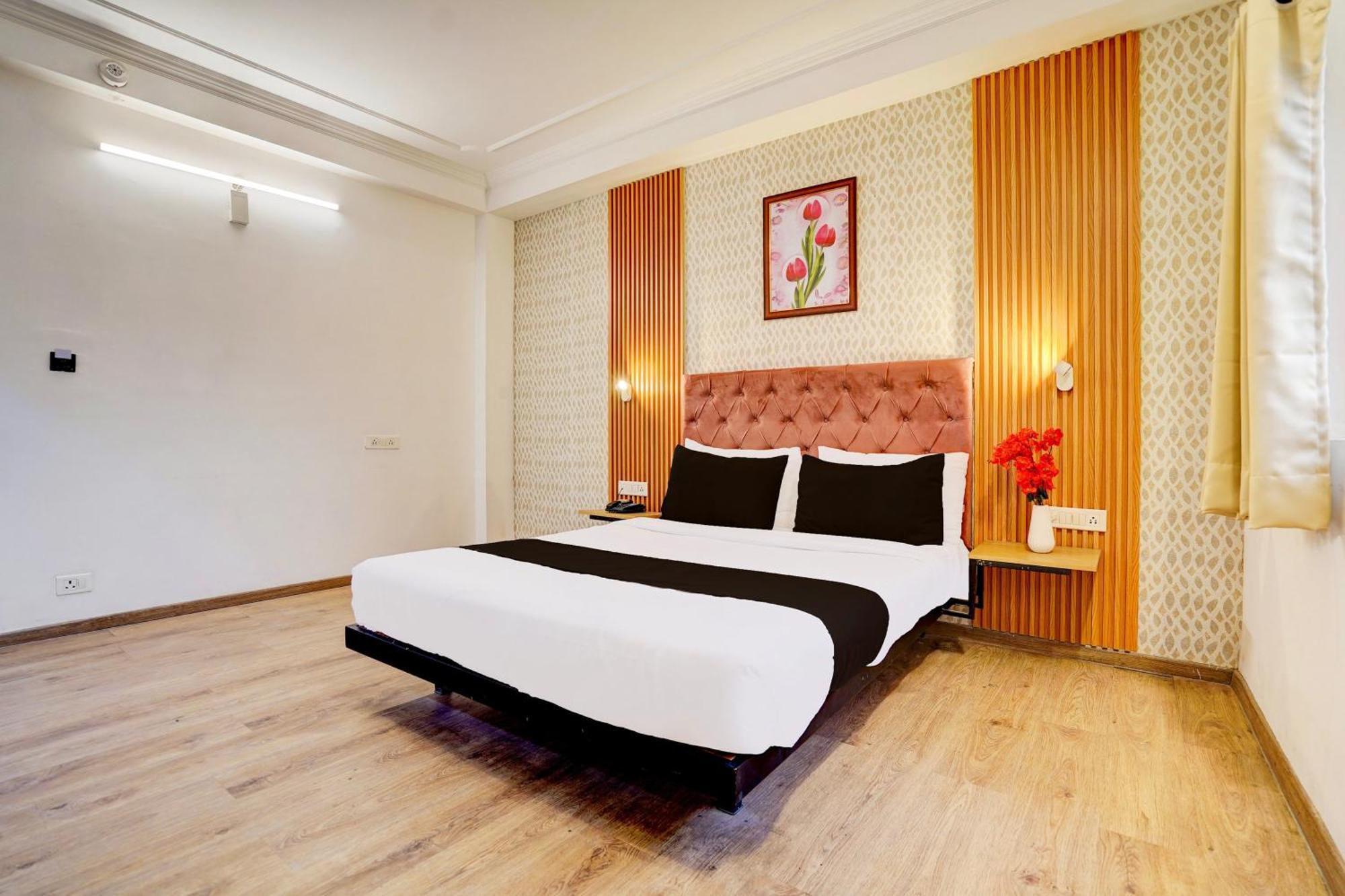 Super Townhouse Jageer Palace Near Mayapuri Chowk نيودلهي المظهر الخارجي الصورة